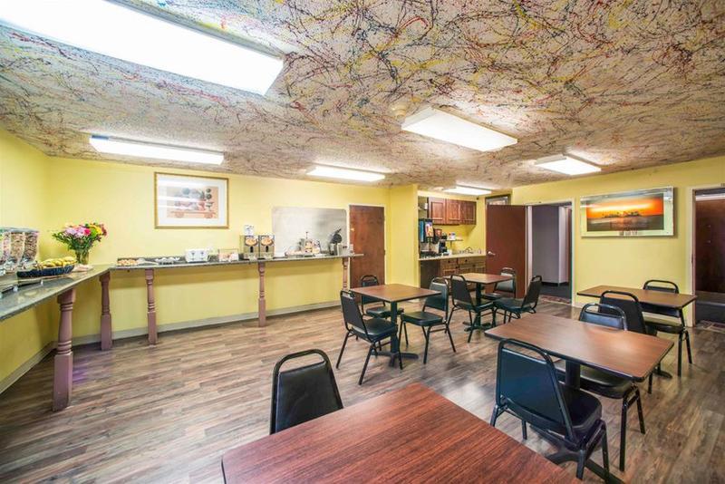 马里昂红顶酒店 马里恩 外观 照片